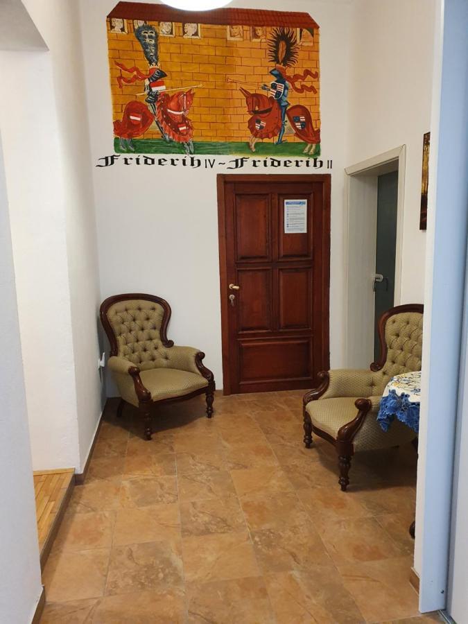 Fazarinc S Parkiriscem Apartment