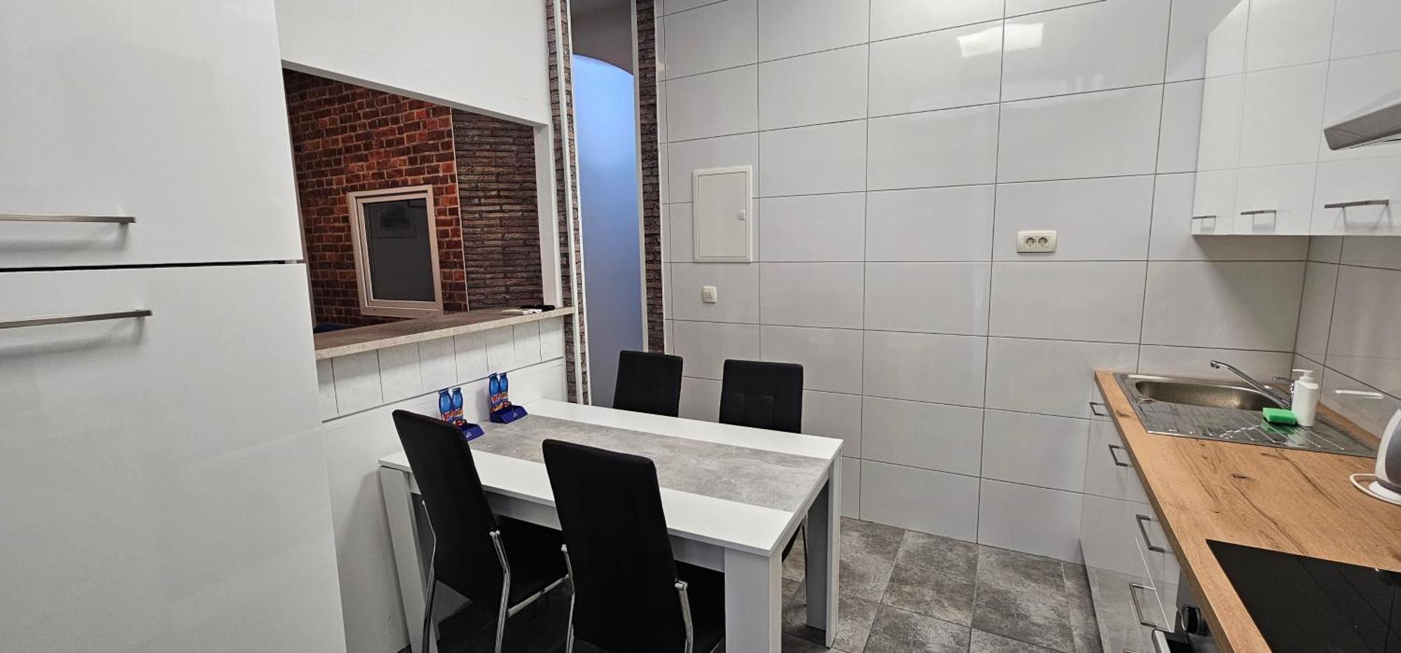 Fazarinc S Parkiriscem Apartment